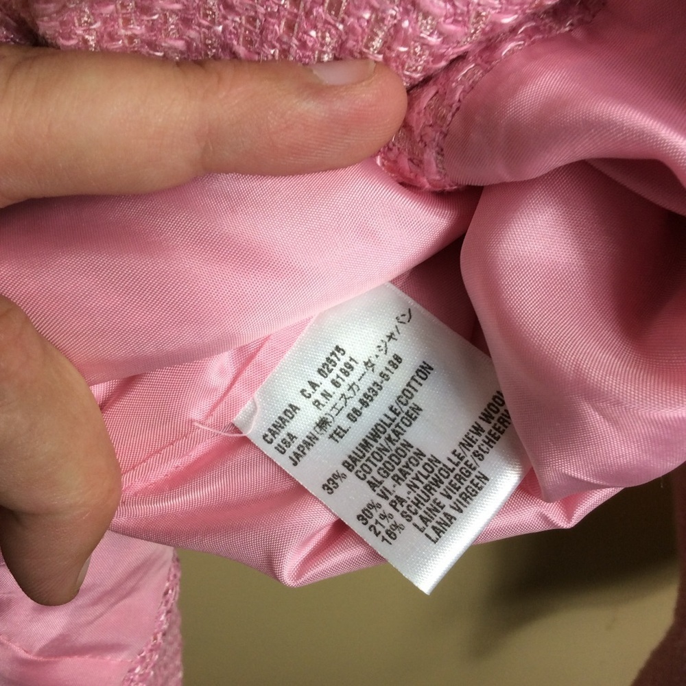 Escada vintage pink tweed skirt suit. Size 38. (6-8) - Picture 7 of 9